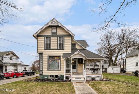 Tiny photo for 212 Jefferson Street, Wauseon, OH 43567 (MLS # 10005011)