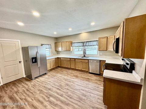 Tiny photo for 10 Sugar Street, Leipsic, OH 45856 (MLS # 10004096)