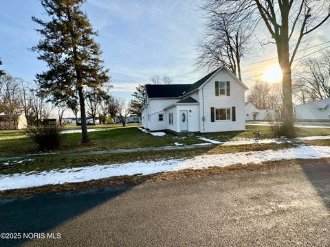 Tiny photo for 10 Sugar Street, Leipsic, OH 45856 (MLS # 10004096)