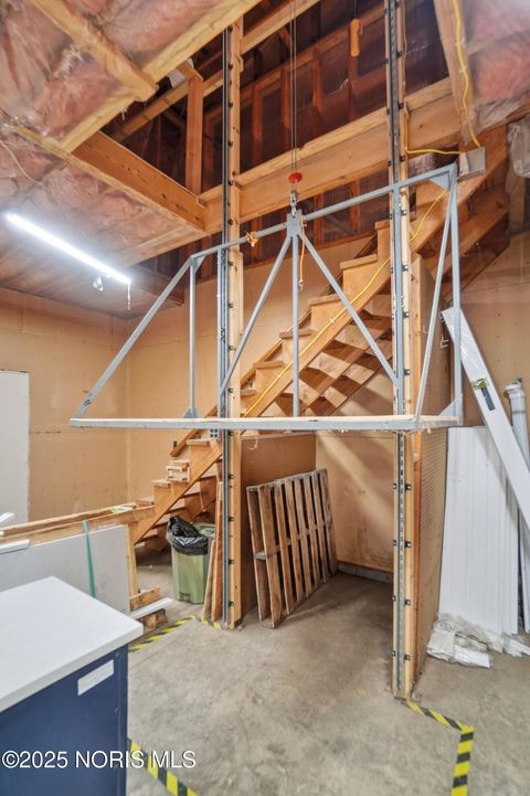 Tiny photo for 900 Morse Street, Findlay, OH 45840 (MLS # 10002049)