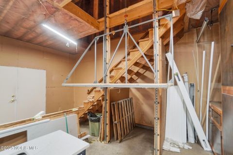 Tiny photo for 900 Morse Street, Findlay, OH 45840 (MLS # 10002049)