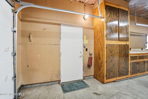 Tiny photo for 900 Morse Street, Findlay, OH 45840 (MLS # 10002049)