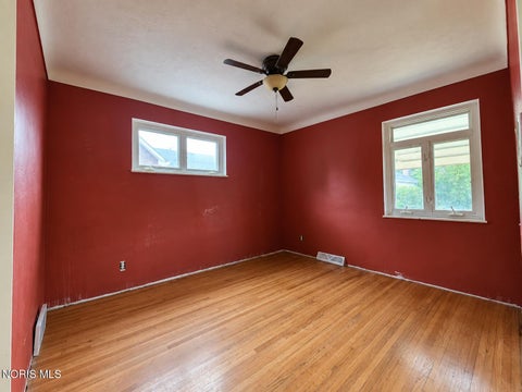Tiny photo for 1528 Charmaine Drive, Toledo, OH 43614 (MLS # 10014257)