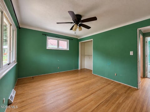 Tiny photo for 1528 Charmaine Drive, Toledo, OH 43614 (MLS # 10014257)