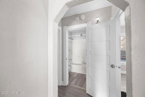 Tiny photo for 3907 Lagrange Street, Toledo, OH 43612 (MLS # 10002043)