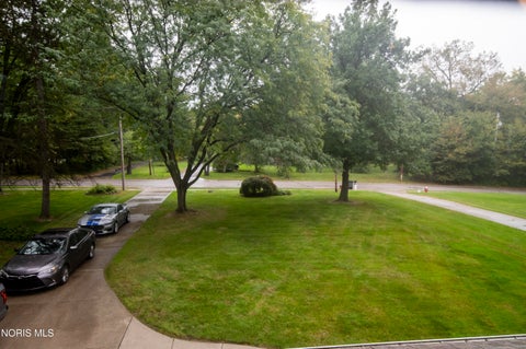 Tiny photo for 1900 Green Valley Drive, Toledo, OH 43614 (MLS # 10013944)