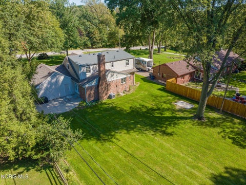 Tiny photo for 1900 Green Valley Drive, Toledo, OH 43614 (MLS # 10013944)