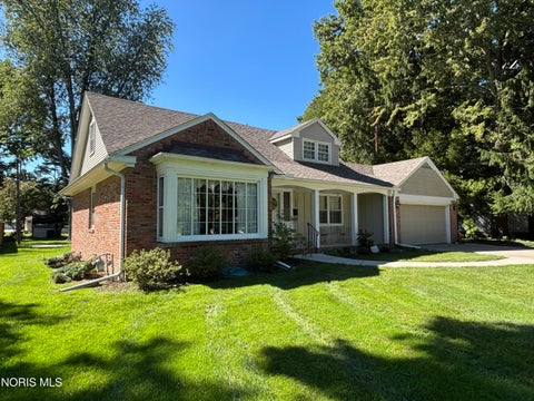 Tiny photo for 1900 Green Valley Drive, Toledo, OH 43614 (MLS # 10013944)