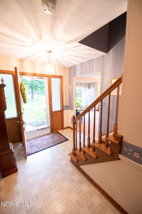 Tiny photo for 1900 Green Valley Drive, Toledo, OH 43614 (MLS # 10013944)