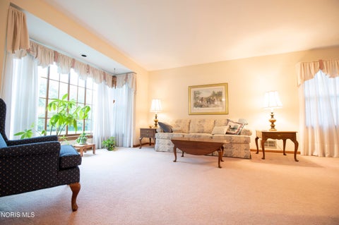 Tiny photo for 1900 Green Valley Drive, Toledo, OH 43614 (MLS # 10013944)