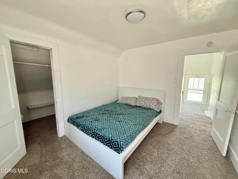 Tiny photo for 1805 Oakwood Avenue, Toledo, OH 43607 (MLS # 10012910)