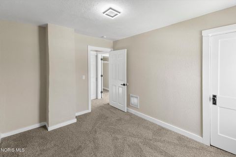 Tiny photo for 1749 Selkirk Street, Toledo, OH 43605 (MLS # 10005351)