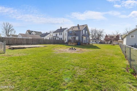 Tiny photo for 1749 Selkirk Street, Toledo, OH 43605 (MLS # 10005351)