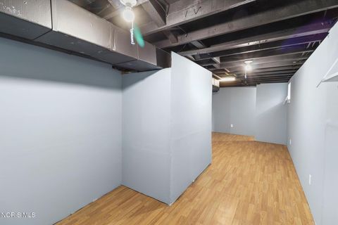 Tiny photo for 1749 Selkirk Street, Toledo, OH 43605 (MLS # 10005351)