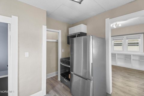 Tiny photo for 1749 Selkirk Street, Toledo, OH 43605 (MLS # 10005351)