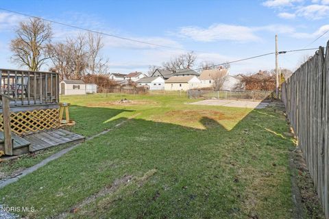 Tiny photo for 1749 Selkirk Street, Toledo, OH 43605 (MLS # 10005351)