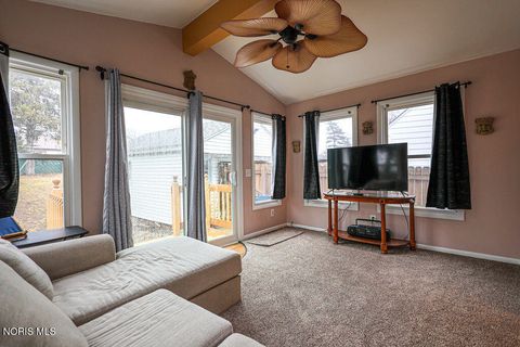 Tiny photo for 2477 Eastmoreland Drive, Oregon, OH 43616 (MLS # 10004718)