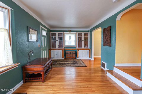 Tiny photo for 2477 Eastmoreland Drive, Oregon, OH 43616 (MLS # 10004718)