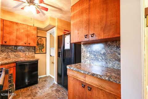 Tiny photo for 2477 Eastmoreland Drive, Oregon, OH 43616 (MLS # 10004718)