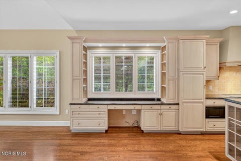 Tiny photo for 15 Stableside Road, Ottawa Hills, OH 43615 (MLS # 10014489)