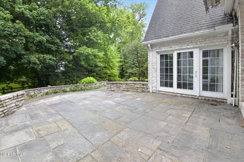 Tiny photo for 15 Stableside Road, Ottawa Hills, OH 43615 (MLS # 10014489)