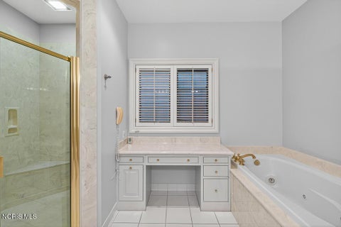 Tiny photo for 15 Stableside Road, Ottawa Hills, OH 43615 (MLS # 10014489)