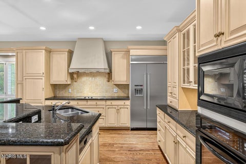 Tiny photo for 15 Stableside Road, Ottawa Hills, OH 43615 (MLS # 10014489)