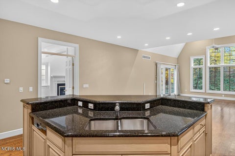 Tiny photo for 15 Stableside Road, Ottawa Hills, OH 43615 (MLS # 10014489)