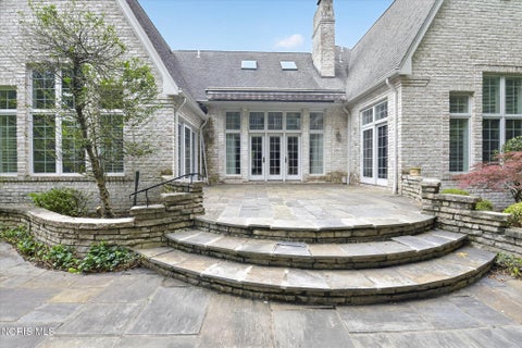 Tiny photo for 15 Stableside Road, Ottawa Hills, OH 43615 (MLS # 10014489)