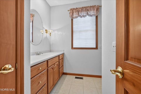 Tiny photo for 9347 Teresa Trail, Sylvania, OH 43560 (MLS # 10012707)