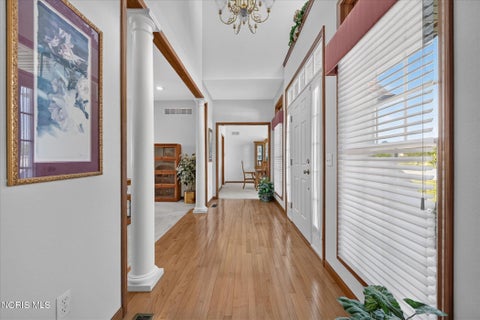 Tiny photo for 9347 Teresa Trail, Sylvania, OH 43560 (MLS # 10012707)