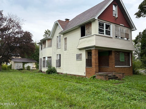 Multifamily For Sale - 747 Euclid Avenue<br/> Toledo, OH 43605