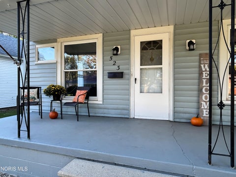 Tiny photo for 523 W North Street, Fostoria, OH 44830 (MLS # 10014463)