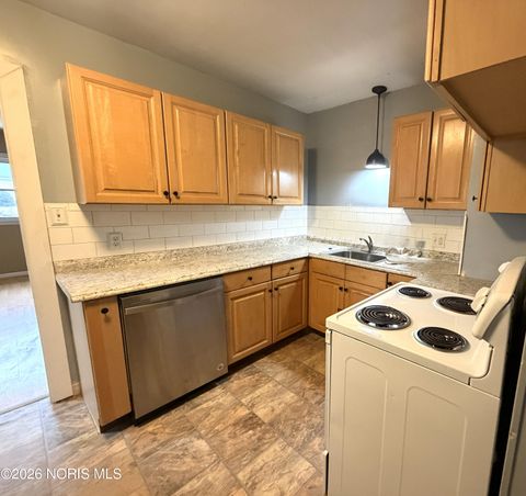 Tiny photo for 3213 Waldmar Road, Toledo, OH 43615 (MLS # 10002887)