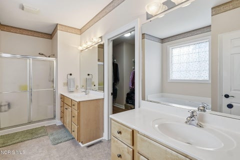 Tiny photo for 2772 Whitespire Court, Findlay, OH 45840 (MLS # 10014100)