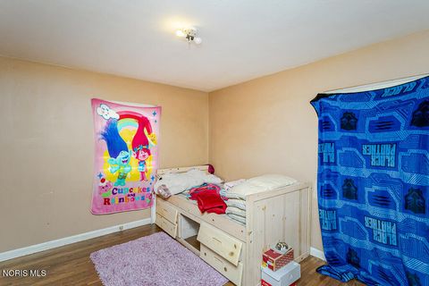 Tiny photo for 1318 E Manhattan Boulevard, Toledo, OH 43608 (MLS # 10008206)