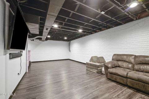 Tiny photo for 7605 Waterpoint Court, Holland, OH 43528 (MLS # 10005077)