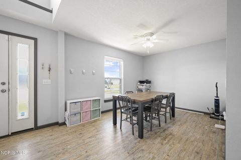 Tiny photo for 7605 Waterpoint Court, Holland, OH 43528 (MLS # 10005077)