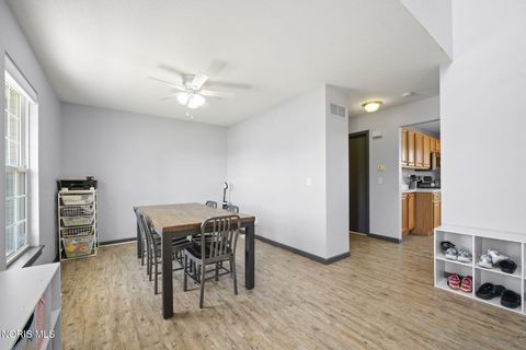 Tiny photo for 7605 Waterpoint Court, Holland, OH 43528 (MLS # 10005077)