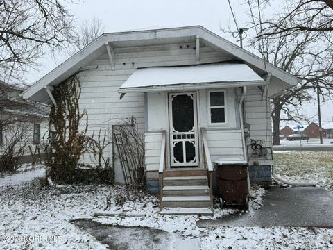 Tiny photo for 823 Nicholas Street, Defiance, OH 43512 (MLS # 10003104)