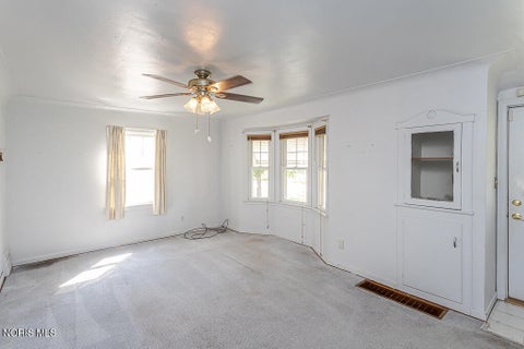 Tiny photo for 3108 Ravenwood Blvd BLVD, Toledo, OH 43614 (MLS # 10012451)