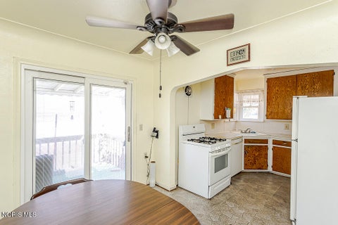 Tiny photo for 3108 Ravenwood Blvd BLVD, Toledo, OH 43614 (MLS # 10012451)