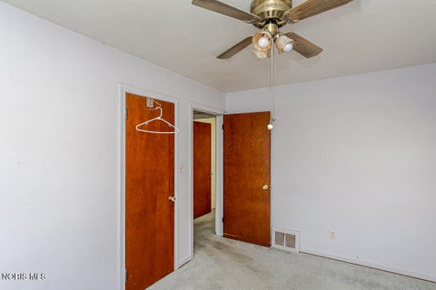 Tiny photo for 3108 Ravenwood Blvd BLVD, Toledo, OH 43614 (MLS # 10012451)