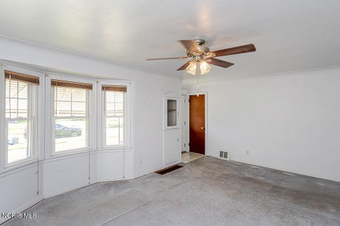 Tiny photo for 3108 Ravenwood Blvd BLVD, Toledo, OH 43614 (MLS # 10012451)