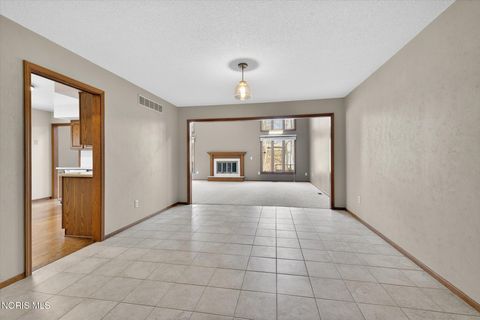 Tiny photo for 2355 Parliament Square #2355, Toledo, OH 43617 (MLS # 10004589)