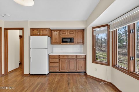 Tiny photo for 2355 Parliament Square #2355, Toledo, OH 43617 (MLS # 10004589)