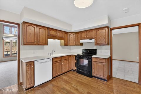 Tiny photo for 2355 Parliament Square #2355, Toledo, OH 43617 (MLS # 10004589)