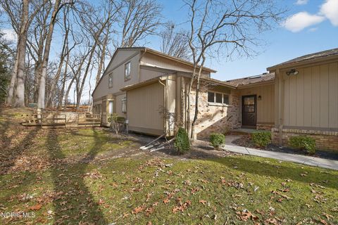 Tiny photo for 2355 Parliament Square #2355, Toledo, OH 43617 (MLS # 10004589)