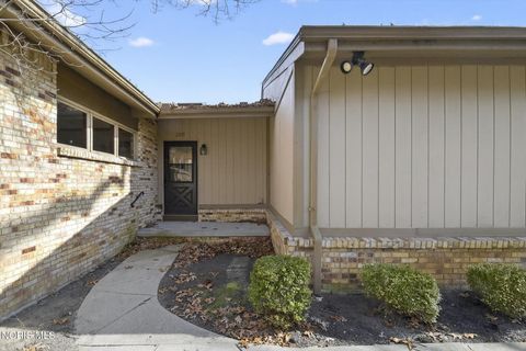Tiny photo for 2355 Parliament Square #2355, Toledo, OH 43617 (MLS # 10004589)
