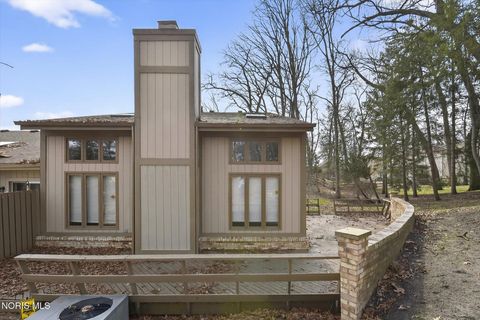 Tiny photo for 2355 Parliament Square #2355, Toledo, OH 43617 (MLS # 10004589)